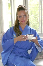 кимоно с вышивкой и подкладкой