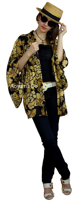 яппнская традиционная одежда: шелковый жакет хаори, винтаж