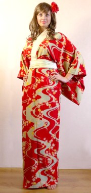 японское старинное шелковое кимоно