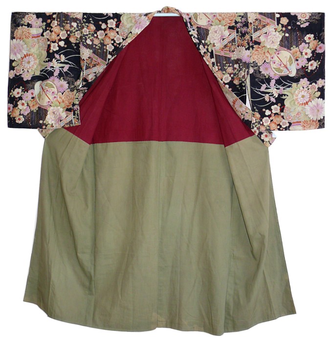 японское страринное шелковое кимоно эпохи Мэйдзи