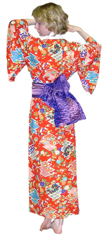 японское кимоно и поя оби