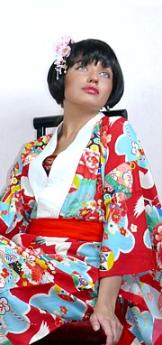 японское шелковое старинное кимоно