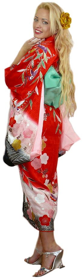 традиционное японское кимоно для девушки 