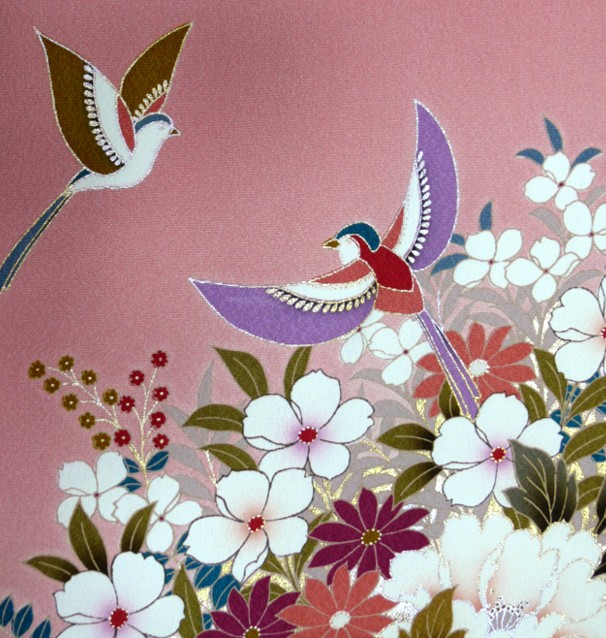 роспись на шелковой ткани японского кимоно